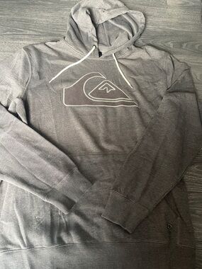 Quiksilver Men's Gray Logo Pullover Hoodie with Drawcord